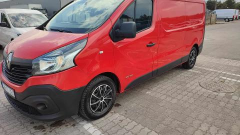 Renault Trafic (121KM) - 49 900  PLN, 2016 - Otwock - wyprzedaż | Autoria.pl