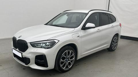 BMW X1 F48  (220KM) -  169 000  PLN, 2022 - Warszawa - wyprzedaż | Autoria.pl