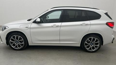 BMW X1 F48  (220KM) -  169 000  PLN, 2022 - Warszawa - wyprzedaż | Autoria.pl