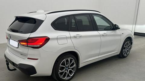 BMW X1 F48  (220KM) -  169 000  PLN, 2022 - Warszawa - wyprzedaż | Autoria.pl