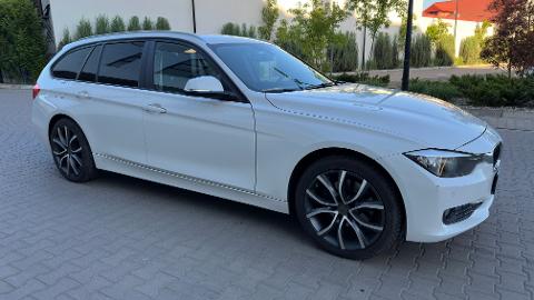 BMW Seria 3 F30/F31  (184KM) - 46 500  PLN, 2014 - Warszawa - wyprzedaż | Autoria.pl