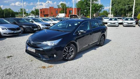 Toyota Avensis III  (152KM) - 56 500  PLN, 2017 - Poznań - wyprzedaż | Autoria.pl