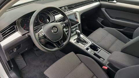 Volkswagen Passat B8  (180KM) - 99 900  PLN, 2018 - Łuków - wyprzedaż | Autoria.pl