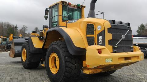 Volvo L 220G (370KM) -  425 000  PLN, 2012 - Widełki - wyprzedaż | Autoria.pl