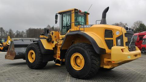 Volvo L 220G (370KM) -  425 000  PLN, 2012 - Widełki - wyprzedaż | Autoria.pl