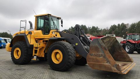 Volvo L 220G (370KM) -  425 000  PLN, 2012 - Widełki - wyprzedaż | Autoria.pl