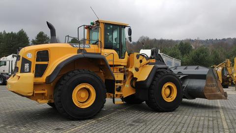 Volvo L 220G (370KM) -  425 000  PLN, 2012 - Widełki - wyprzedaż | Autoria.pl