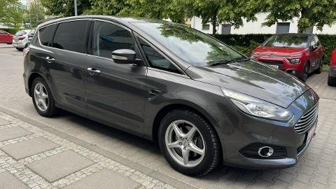 Ford S-Max II  (150KM) - 46 999  PLN, 2016 - Szczecin - wyprzedaż | Autoria.pl