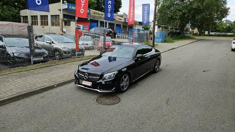 Mercedes-Benz Klasa C W205  (245KM) -  119 999  PLN, 2016 - Szczecin - wyprzedaż | Autoria.pl