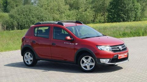 Dacia Sandero Stepway II  (90KM) - 37 900  PLN, 2015 - Goczałkowice-Zdrój - wyprzedaż | Autoria.pl