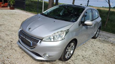 Peugeot 208 I  (82KM) - 14 900  PLN, 2012 - PLESZEW - wyprzedaż | Autoria.pl