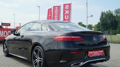 Mercedes-Benz Klasa E W213  (194KM) -  149 900  PLN, 2017 - Goczałkowice-Zdrój - wyprzedaż | Autoria.pl