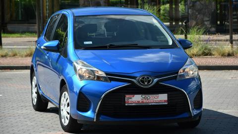 Toyota Yaris III  (99KM) - 41 900  PLN, 2015 - Kampinos - wyprzedaż | Autoria.pl