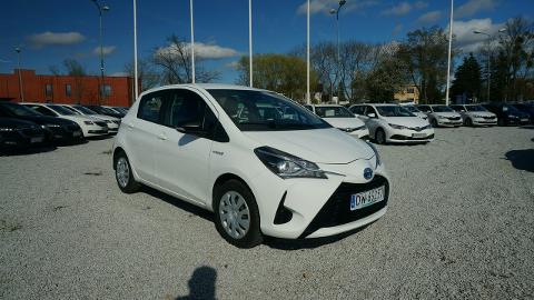 Toyota Yaris III  (74KM) - 38 600  PLN, 2017 - Poznań - wyprzedaż | Autoria.pl