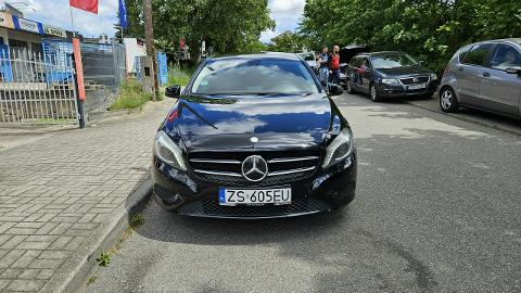 Mercedes-Benz Klasa A W176  (122KM) - 49 999  PLN, 2013 - Szczecin - wyprzedaż | Autoria.pl