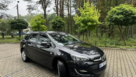 Opel Astra J  (110KM) - 29 800  PLN, 2013 - CHECHŁO - wyprzedaż | Autoria.pl