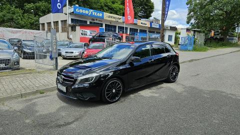 Mercedes-Benz Klasa A W176  (122KM) - 49 999  PLN, 2013 - Szczecin - wyprzedaż | Autoria.pl