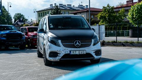Mercedes-Benz inny (190KM) -  199 999  PLN, 2016 - Ropczyce - wyprzedaż | Autoria.pl