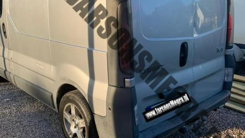 Renault Trafic II  (101KM) - 15 300  PLN, 2005 - Kiczyce - wyprzedaż | Autoria.pl