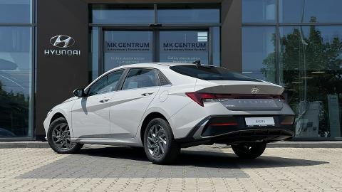 Hyundai Elantra VII  (123KM) -  104 900  PLN, 2024 - Piotrków Trybunalski - wyprzedaż | Autoria.pl