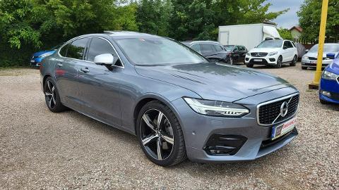 Volvo S90 II  (320KM) -  134 900  PLN, 2017 - Warszawa - wyprzedaż | Autoria.pl