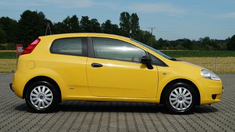 Fiat Grande Punto (65KM) - 12 900  PLN, 2007 - Goczałkowice-Zdrój - wyprzedaż | Autoria.pl