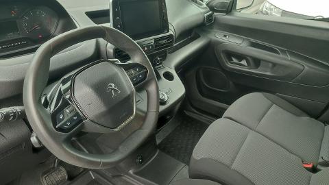 Peugeot Partner (131KM) - 61 900  PLN, 2019 - Otwock - wyprzedaż | Autoria.pl