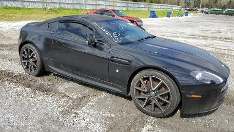 Aston Martin Vantage (430KM) - 90 000  PLN, 2012 - Katowice - wyprzedaż | Autoria.pl