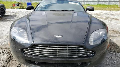 Aston Martin Vantage (430KM) - 90 000  PLN, 2012 - Katowice - wyprzedaż | Autoria.pl