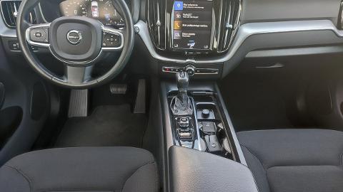 Volvo XC 60 II  (190KM) -  136 900  PLN, 2020 - Otwock - wyprzedaż | Autoria.pl