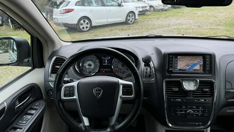 Lancia Voyager III  (163KM) - 45 900  PLN, 2011 - Szczecin - wyprzedaż | Autoria.pl