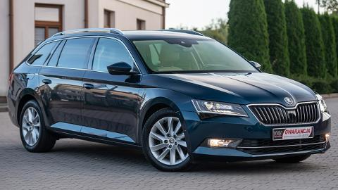 Škoda Superb III  (190KM) - 87 700  PLN, 2017 - Zwoleń - wyprzedaż | Autoria.pl