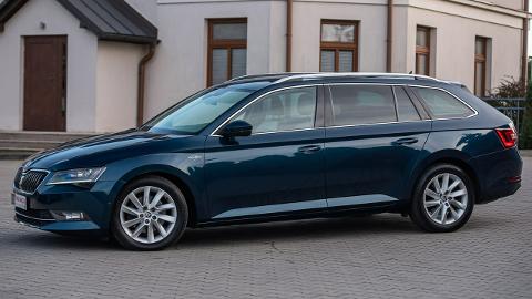 Škoda Superb III  (190KM) - 87 700  PLN, 2017 - Zwoleń - wyprzedaż | Autoria.pl