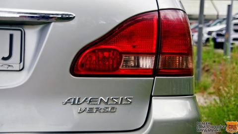 Toyota Avensis Verso I  (115KM) - 14 000  PLN, 2003 - Gdynia Cisowa - wyprzedaż | Autoria.pl