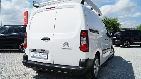 Citroën Berlingo (100KM) - 37 900  PLN, 2018 - Wągrowiec - wyprzedaż | Autoria.pl