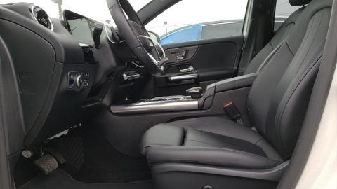 Mercedes-Benz GLA (221KM) - 59 600  PLN, 2021 - Katowice - wyprzedaż | Autoria.pl