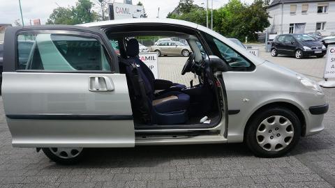 Peugeot 1007 (109KM) - 8 900  PLN, 2006 - Opole - wyprzedaż | Autoria.pl