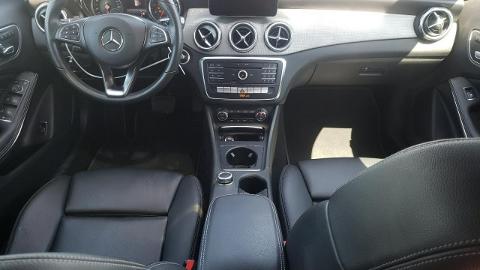 Mercedes-Benz GLA (208KM) - 48 000  PLN, 2019 - Katowice - wyprzedaż | Autoria.pl