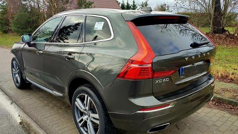 Volvo XC 60 II  (317KM) - 51 900  PLN, 2018 - PLESZEW - wyprzedaż | Autoria.pl