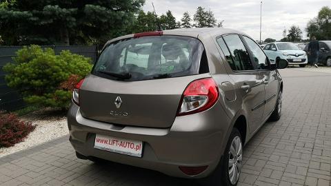 Renault Clio II  (75KM) - 15 900  PLN, 2011 - Strzegom - wyprzedaż | Autoria.pl