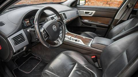 Jaguar XF X250  (200KM) - 52 700  PLN, 2014 - Zwoleń - wyprzedaż | Autoria.pl