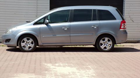 Opel Zafira B  (140KM) - 18 900  PLN, 2008 - MIKOŁÓW - wyprzedaż | Autoria.pl