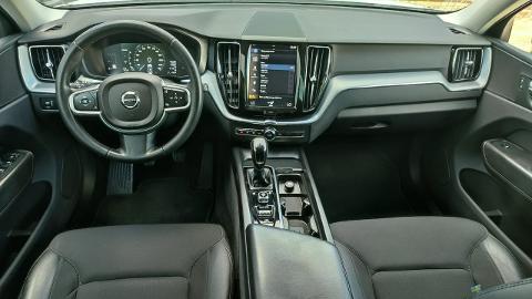 Volvo XC 60 II  (190KM) -  102 900  PLN, 2018 - Otwock - wyprzedaż | Autoria.pl