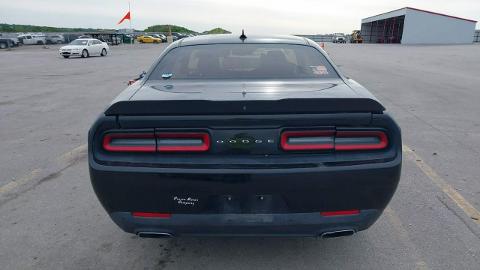 Dodge Challenger III  (305KM) - 39 100  PLN, 2017 - Sękocin Nowy - wyprzedaż | Autoria.pl