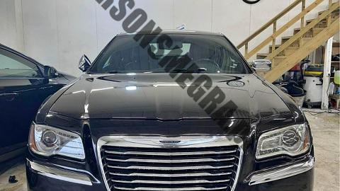 Chrysler 300C (296KM) - 64 400  PLN, 2011 - Kiczyce - wyprzedaż | Autoria.pl