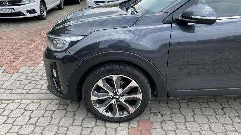 Kia Stonic (120KM) - 63 900  PLN, 2019 - Tarnowskie Góry - wyprzedaż | Autoria.pl