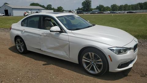 BMW Seria  3 F30/F31  (248KM) - 45 200  PLN, 2017 - Sękocin Nowy - wyprzedaż | Autoria.pl