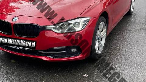 BMW Seria  3 F30/F31  (190KM) - 66 400  PLN, 2015 - Kiczyce - wyprzedaż | Autoria.pl