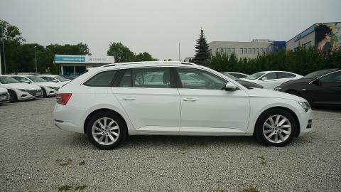 Škoda Superb III  (150KM) - 92 500  PLN, 2021 - Poznań - wyprzedaż | Autoria.pl