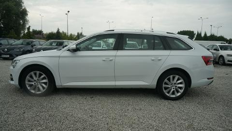 Škoda Superb III  (150KM) - 92 500  PLN, 2021 - Poznań - wyprzedaż | Autoria.pl